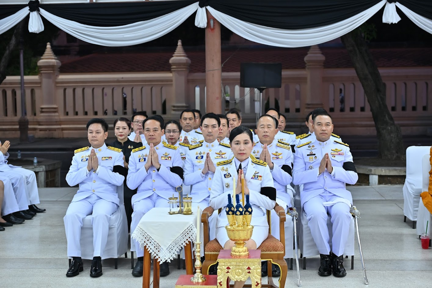 title - พิธีบำเพ็ญกุศล ในวาระครบ 50 วัน (ปัญญาสมวาร) เพื่ออุทิศถวายพระราชกุศลแด่ สมเด็จพระนางเจ้าสิริกิติ์ พระบรมราชินีนาถ พระบรมราชชนนีพันปีหลวง